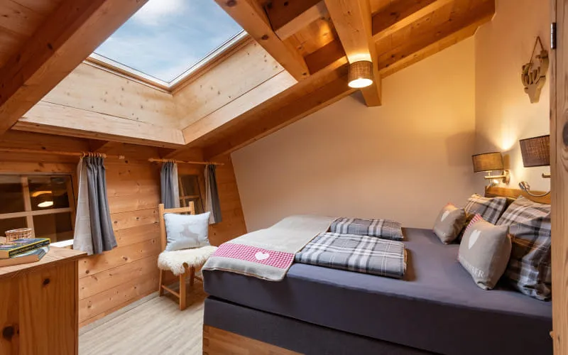 narzenhof_baernstetten_31_st_johann_12_2024_appartement_modern_alps_schlafzimmer.jpg